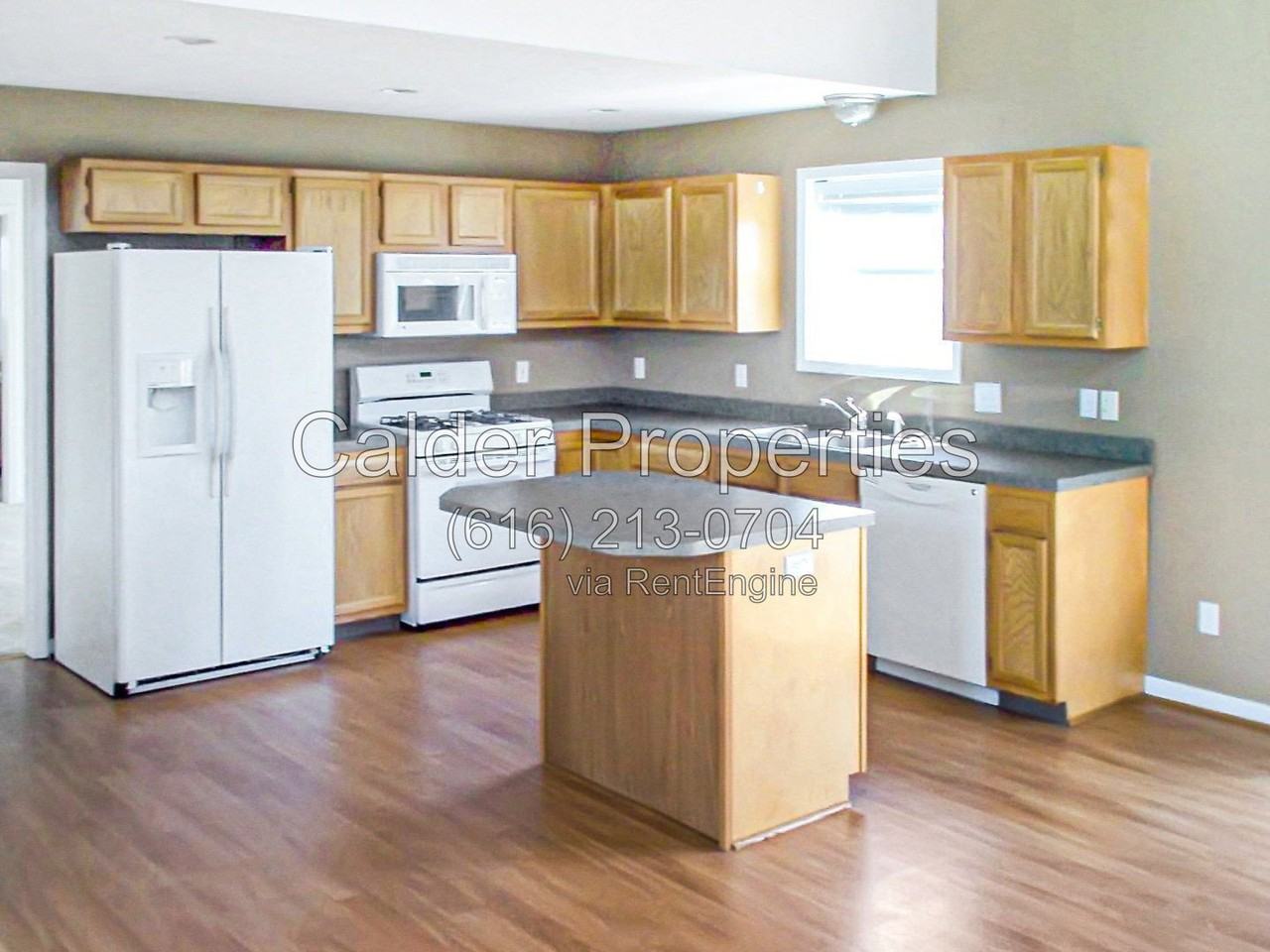2086 Eaststone St Se - Photo 2 of 10