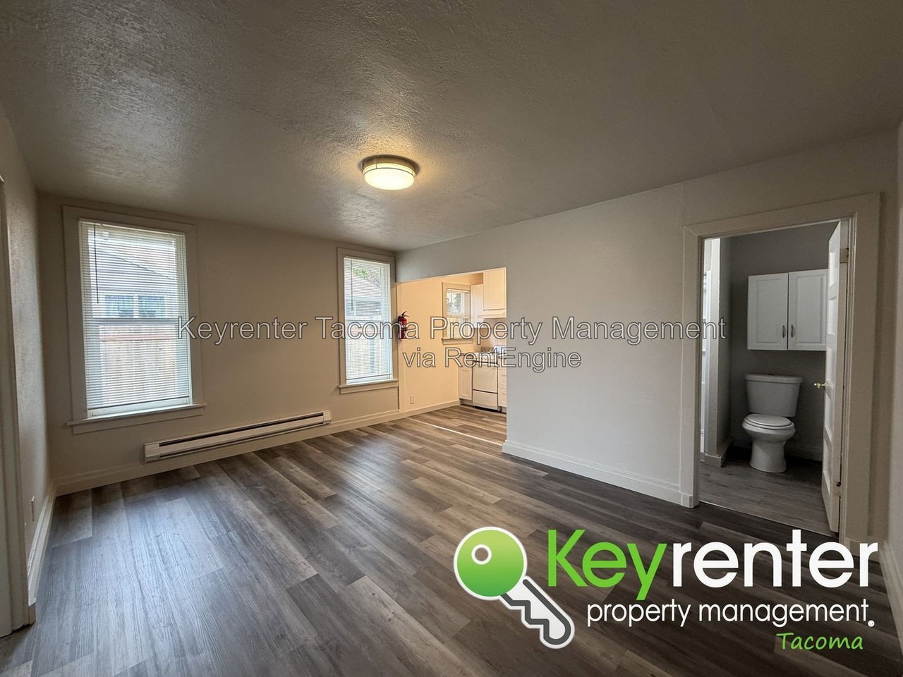 5221 S M St #2 - Photo 3 of 11