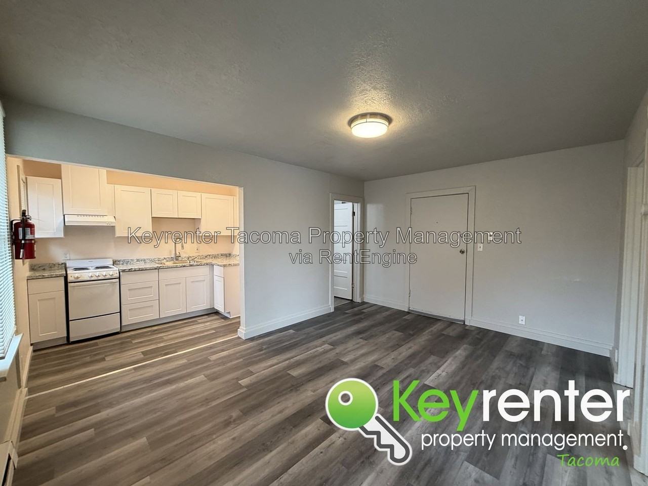 5221 S M St #2 - Photo 6 of 11