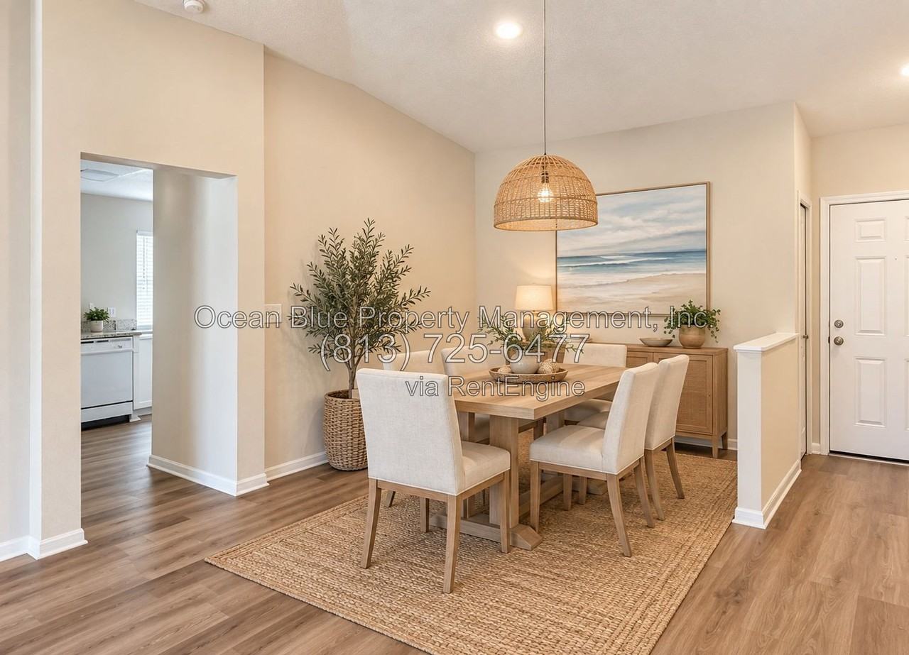 3111 Summer House Dr - Photo 3 of 16