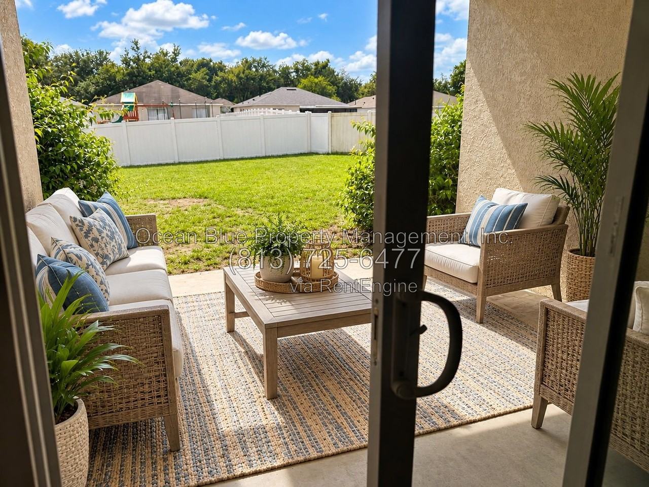3111 Summer House Dr - Photo 4 of 16