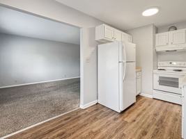 featured image of 531 W 20th St #28