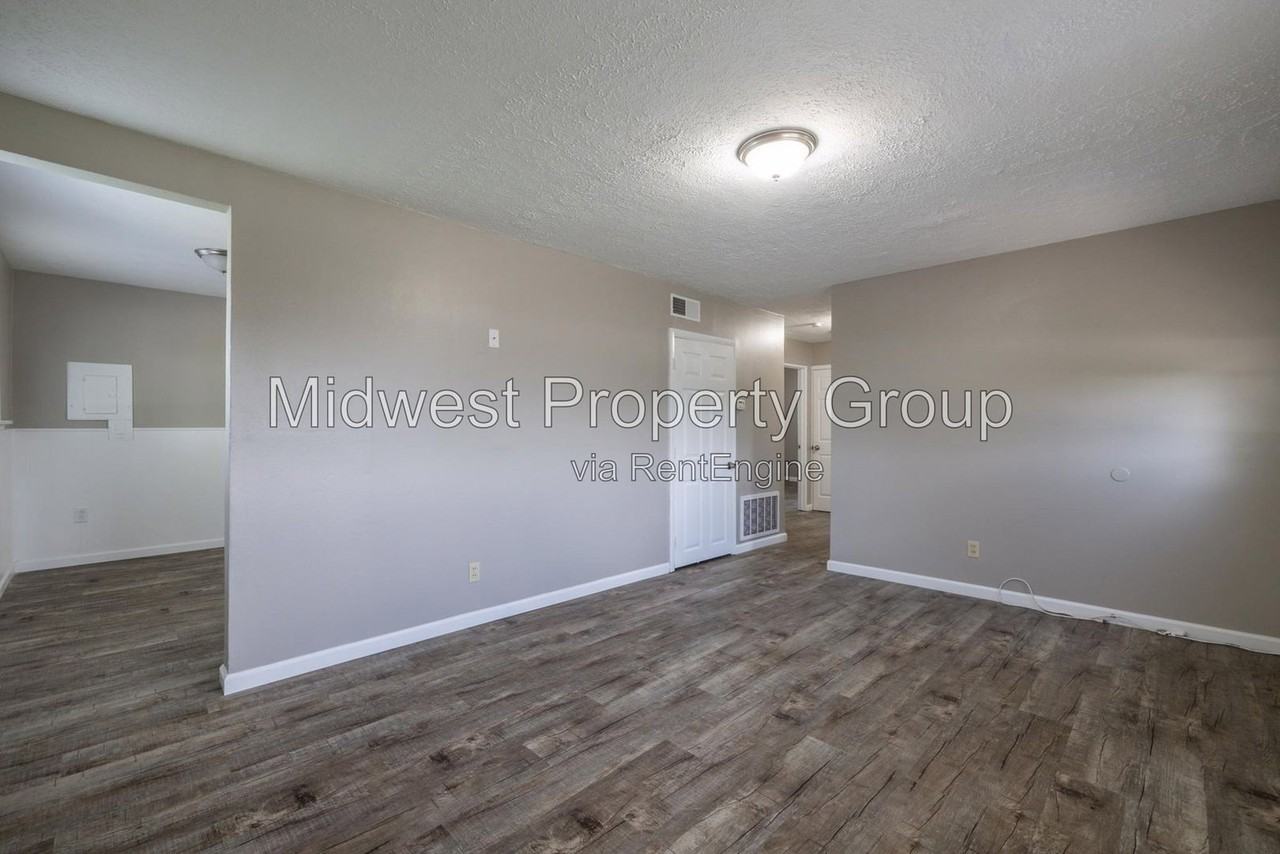 1426 E Pitman Ave - Photo 7 of 21