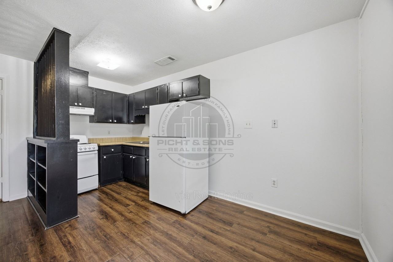 1207 N M L King Jr Blvd #1207B1 - Photo 6 of 15