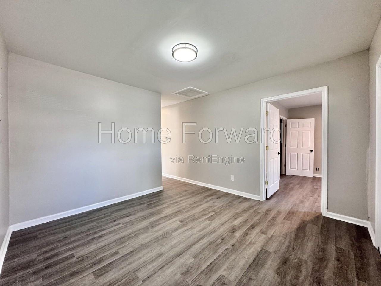 804 Bennett Ave - Photo 3 of 14