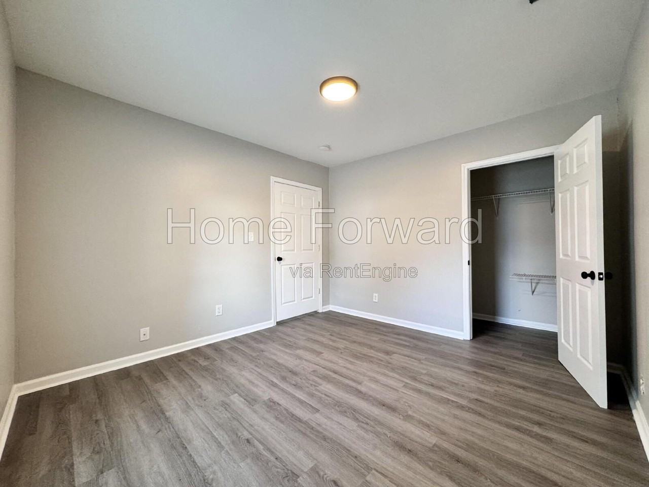 804 Bennett Ave - Photo 5 of 14