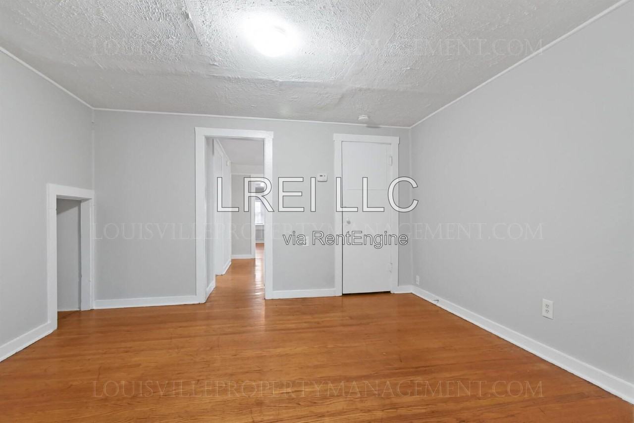 2209 7th Street Rd #2 - Photo 4 of 13