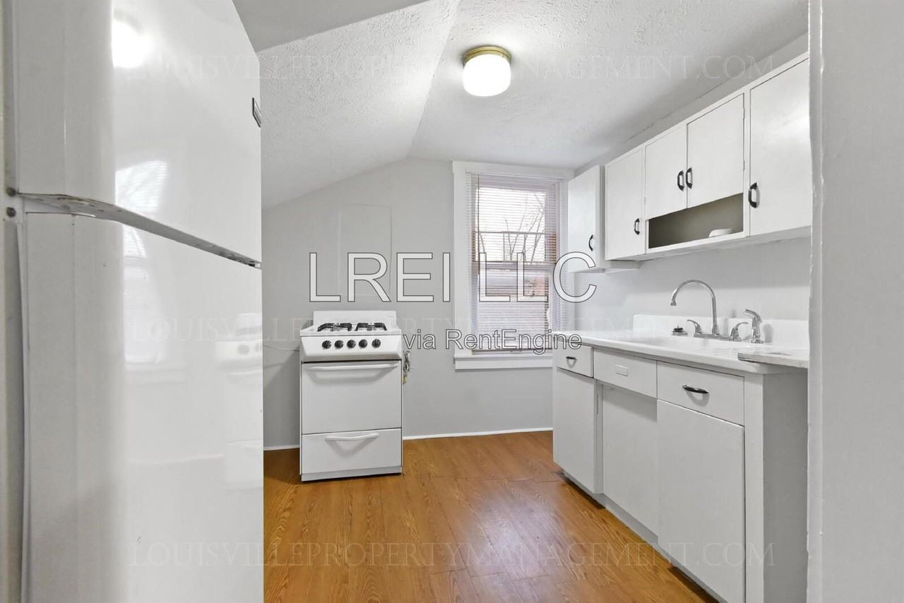 2209 7th Street Rd #2 - Photo 6 of 13
