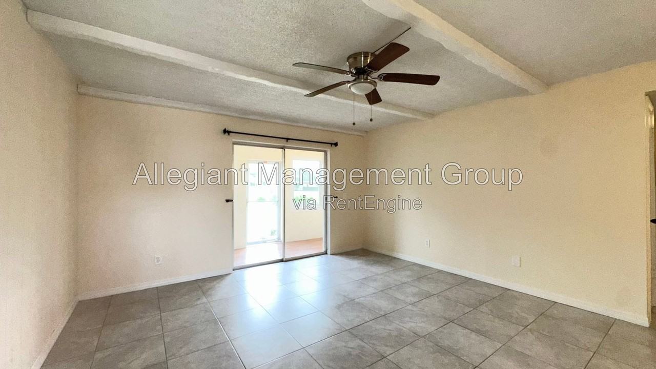 4724 Avon Ct - Photo 2 of 31