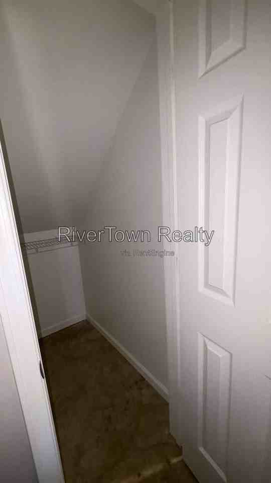 4432 Sunny View Dr - Photo 6 of 20