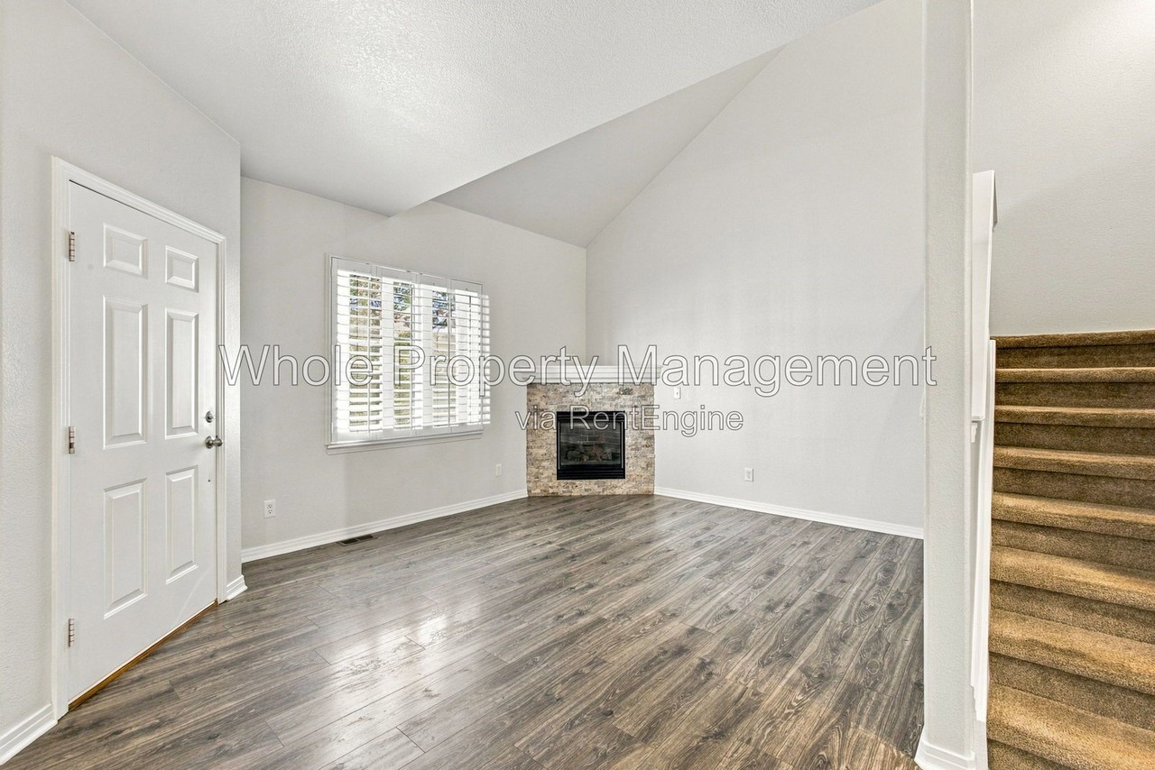 675 S Depew St - Photo 2 of 22