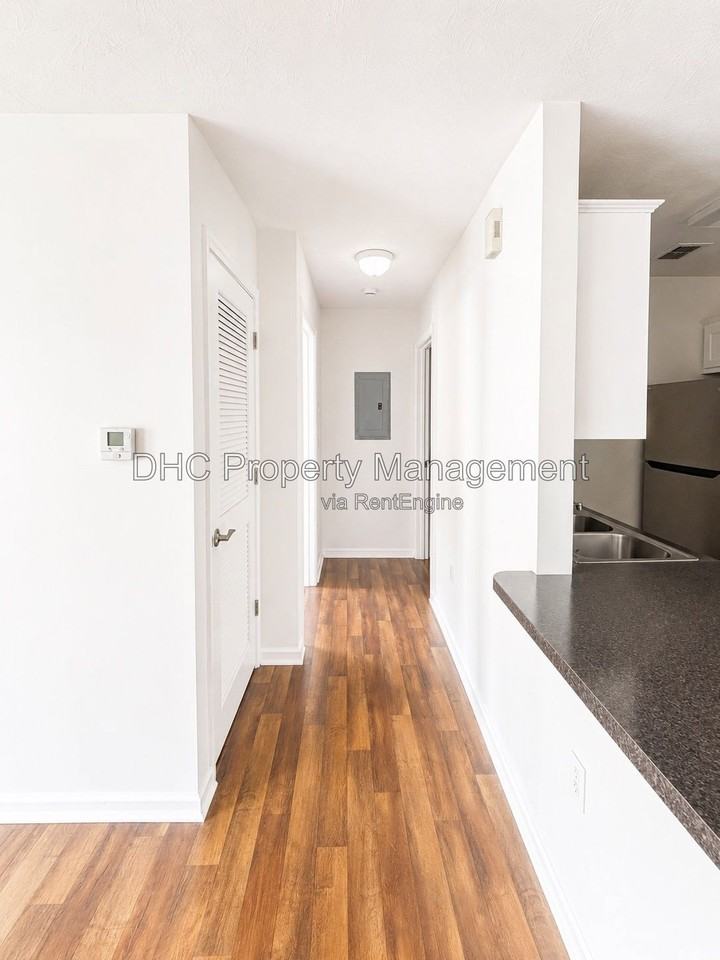 5000 Armour Rd #2F - Photo 4 of 12