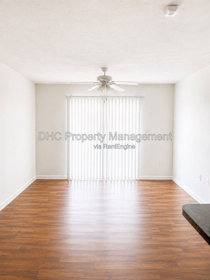 5000 Armour Rd #2F - Photo 7 of 12