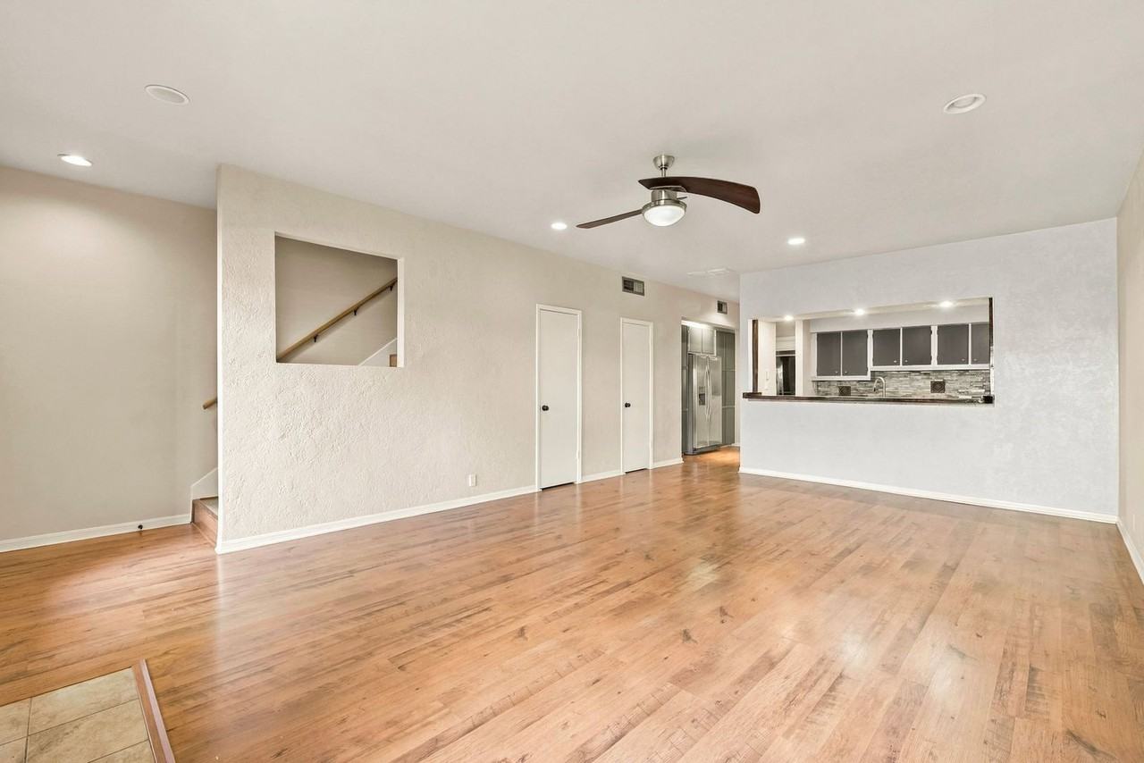 1646 Prairie Mark Ln - Photo 5 of 24