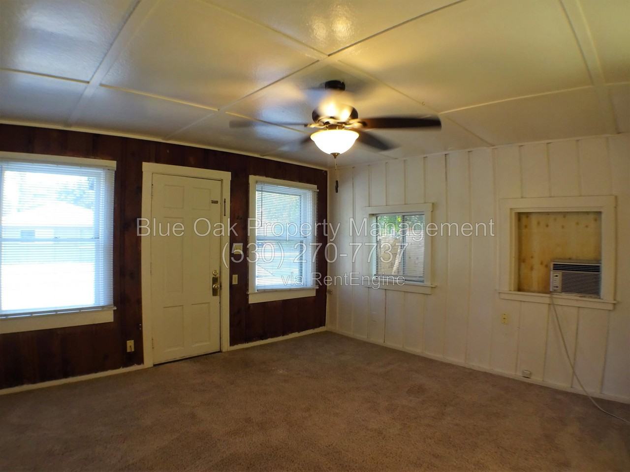 1038 Linden St #1 - Photo 3 of 5