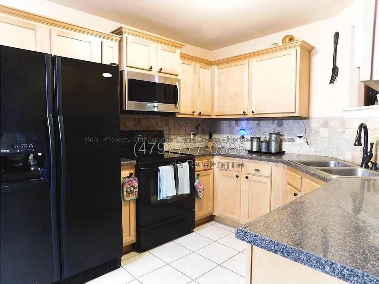 3302 Sw Elm Manor Ave - Photo 4 of 14