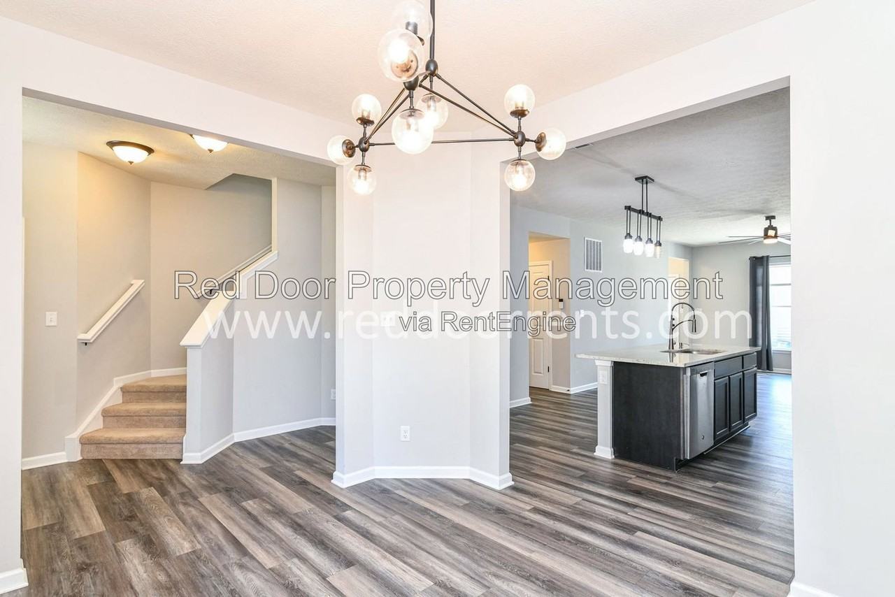 208 Haugh St - Photo 6 of 31