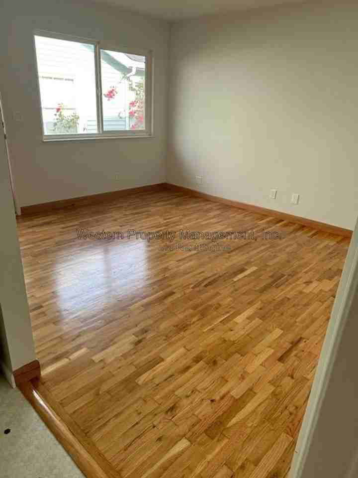 615 Gilroy Dr #1 - Photo 3 of 9