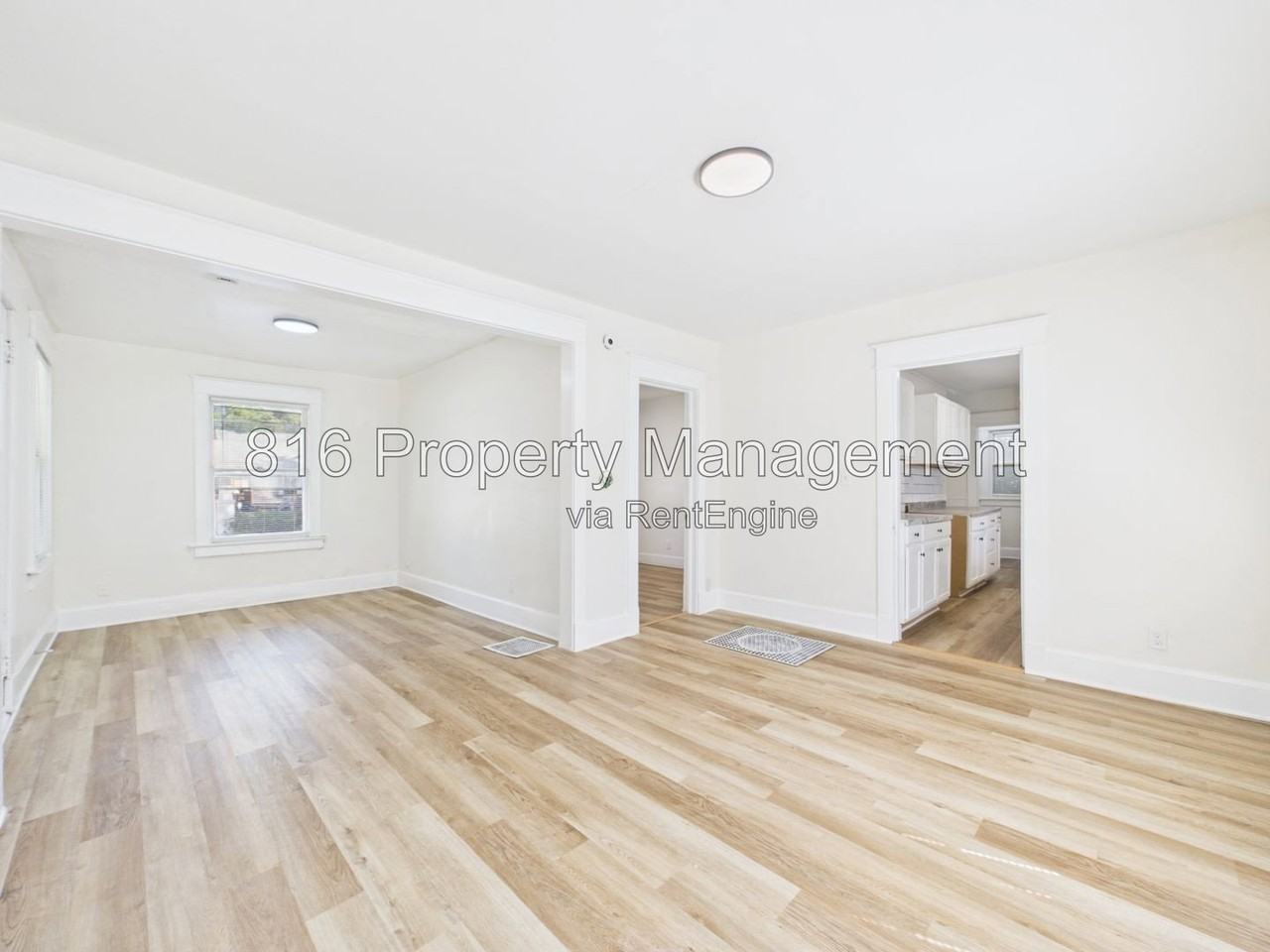 5901 Wabash Ave - Photo 3 of 18