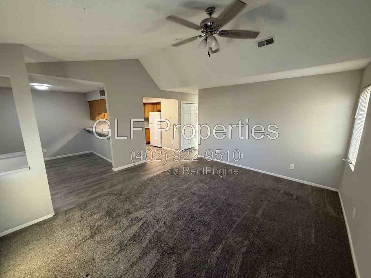 1708 Prairie Ave - Photo 3 of 11