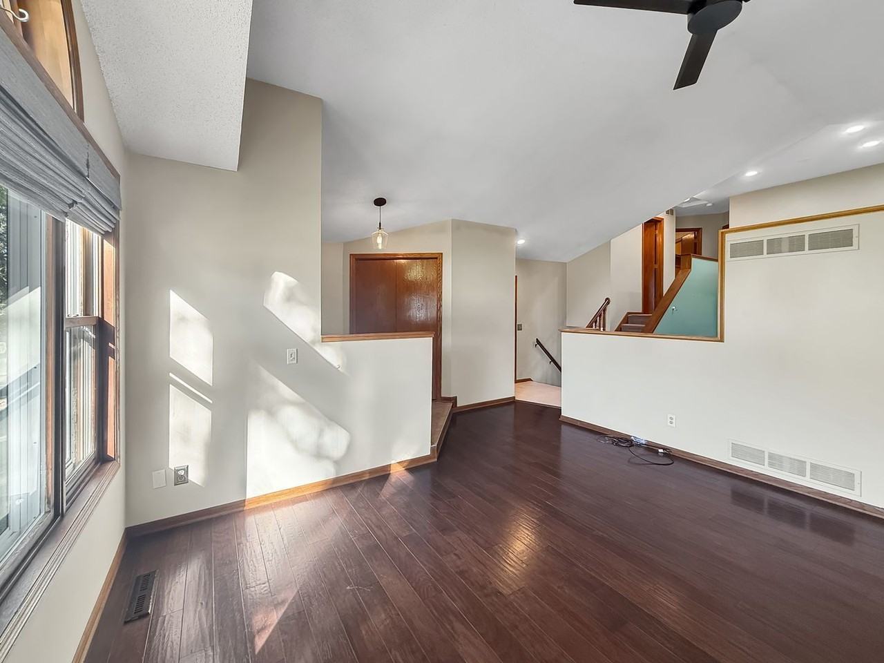 1770 Pheasant Cir - Photo 7 of 29