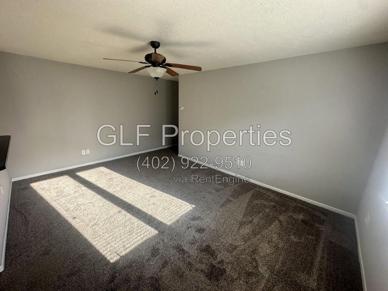210 Shugart St - Photo 3 of 9