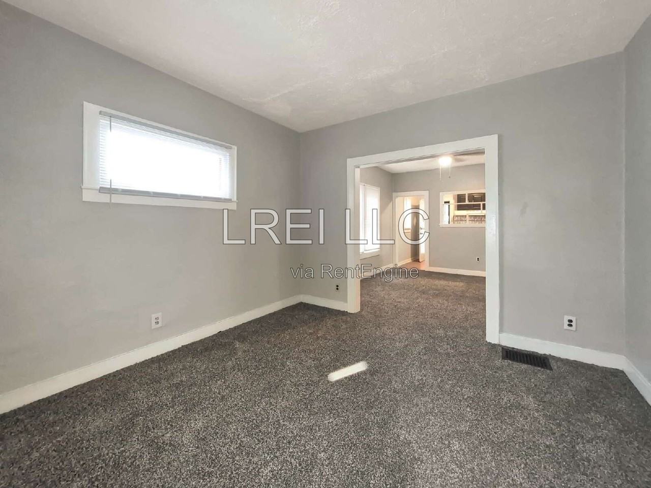 3506 W Kentucky St - Photo 2 of 12