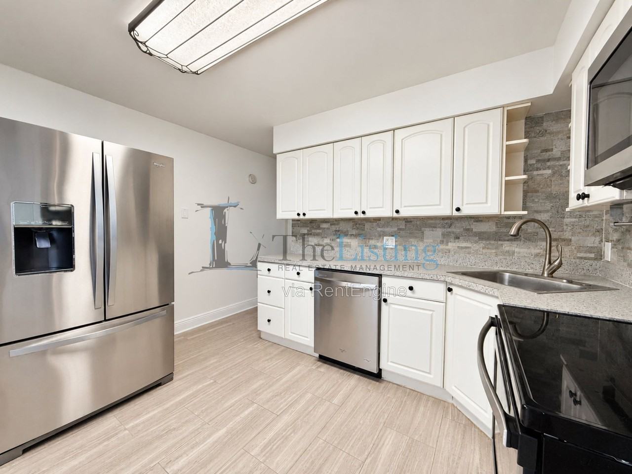 3204 W De Leon St #A - Photo 7 of 28