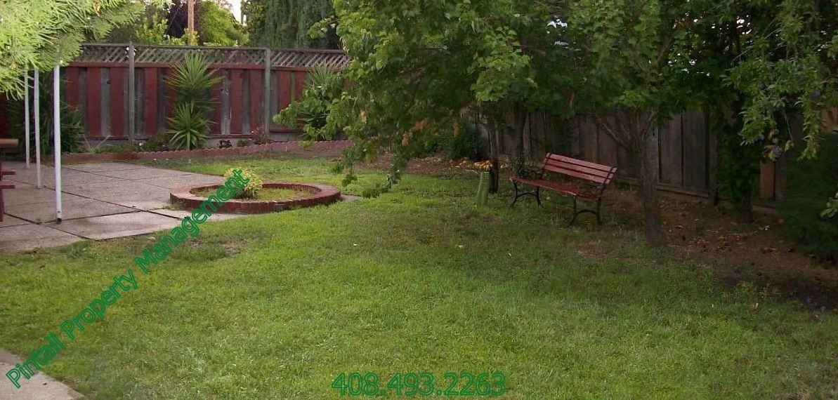 1471 Blossom Hill Rd - Photo 2 of 11