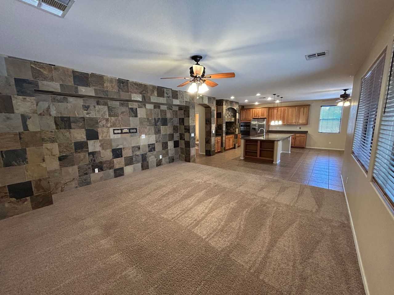 11824 N 144th Dr - Photo 7 of 35