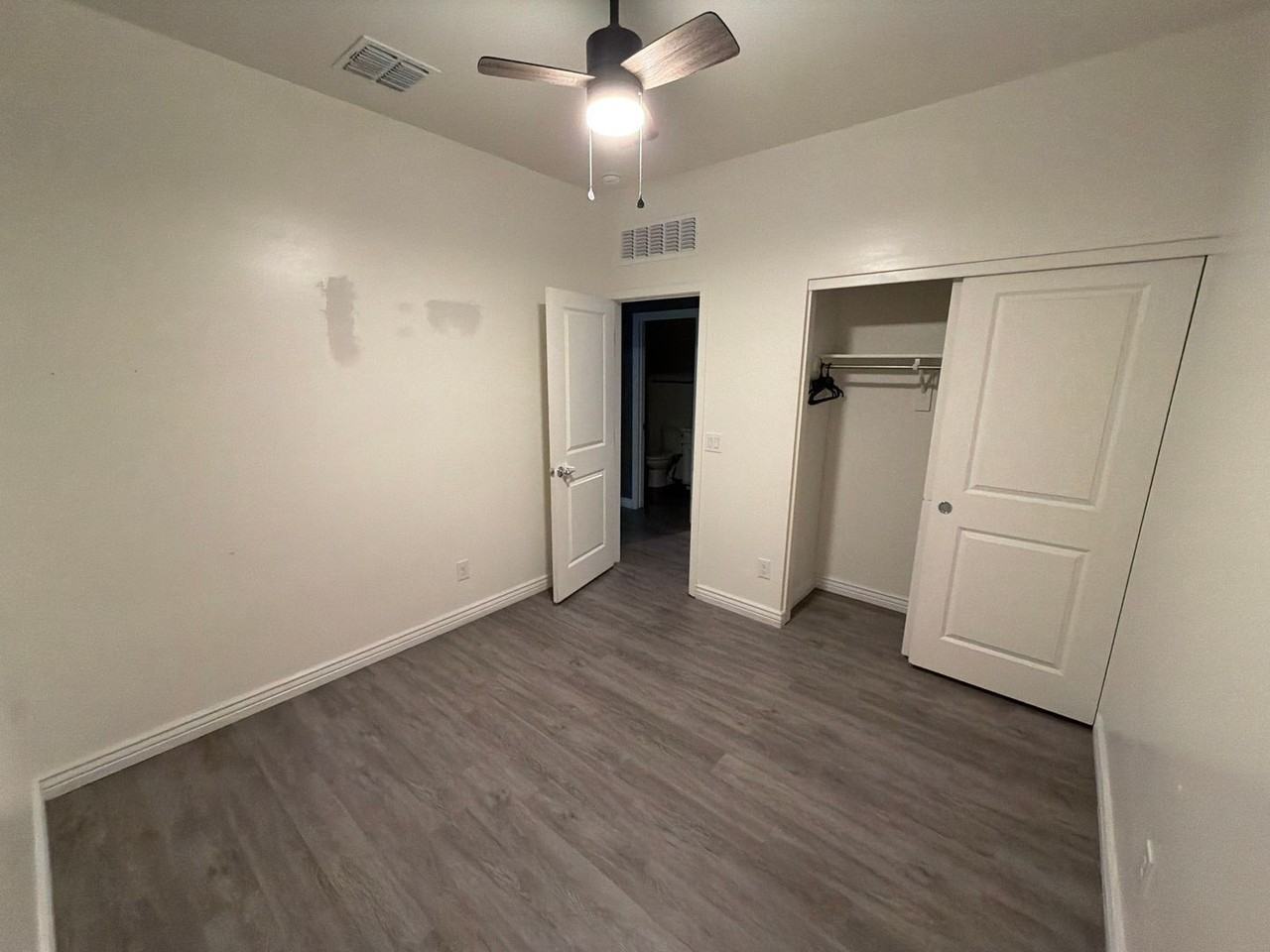 12652 W Northview Ave - Photo 4 of 12