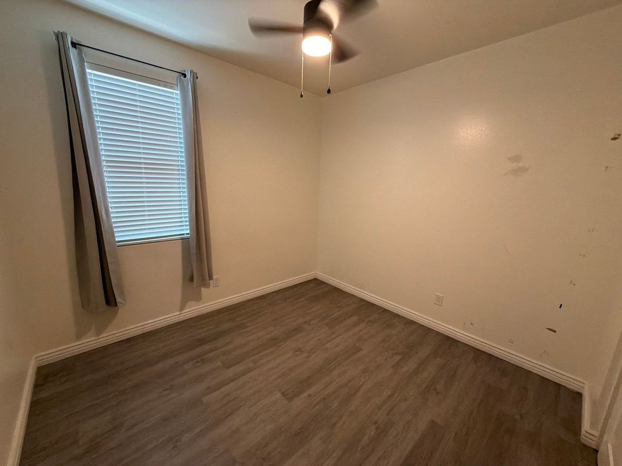 12652 W Northview Ave - Photo 6 of 12