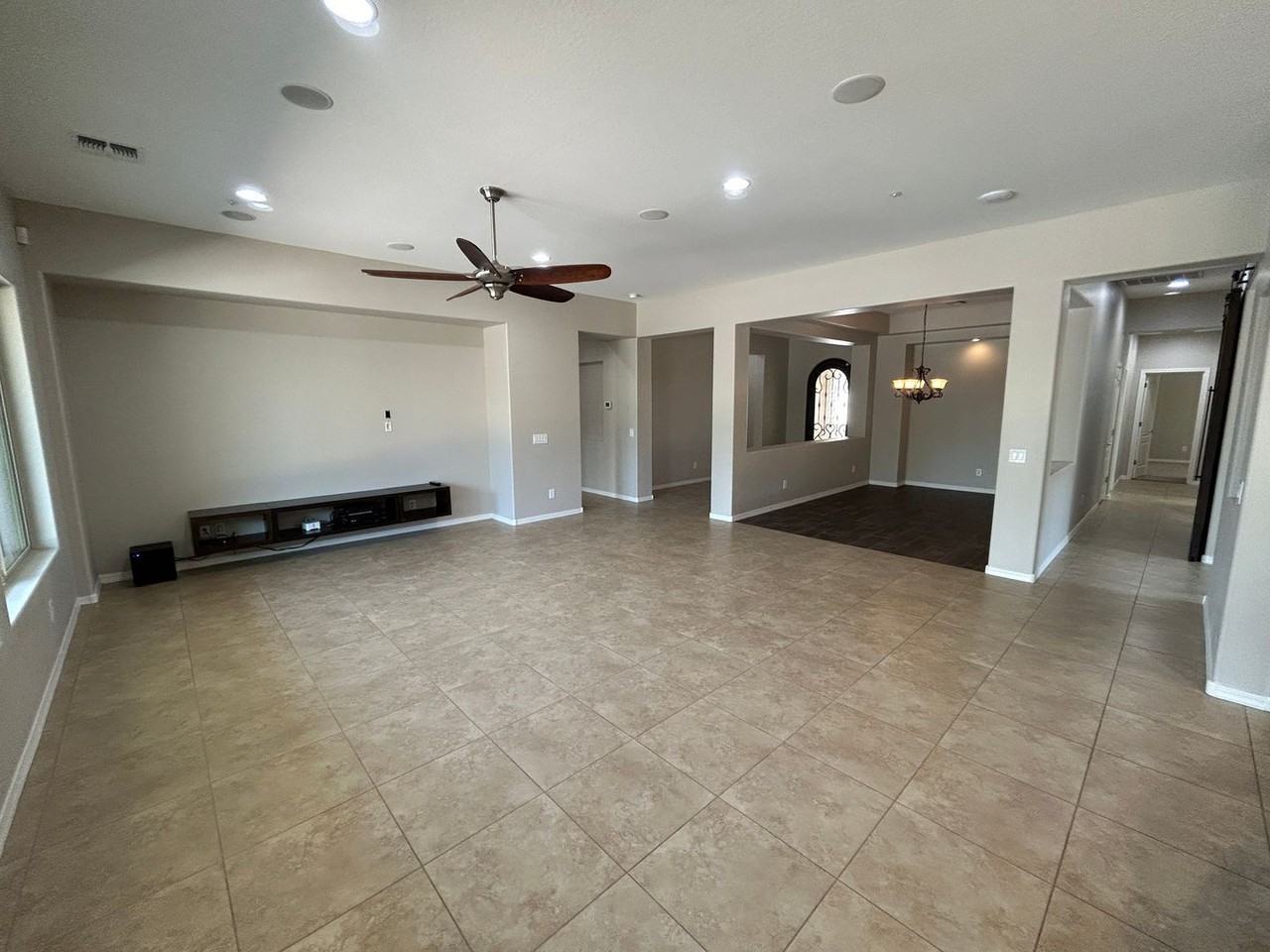 14898 Aldea Dr S - Photo 5 of 29