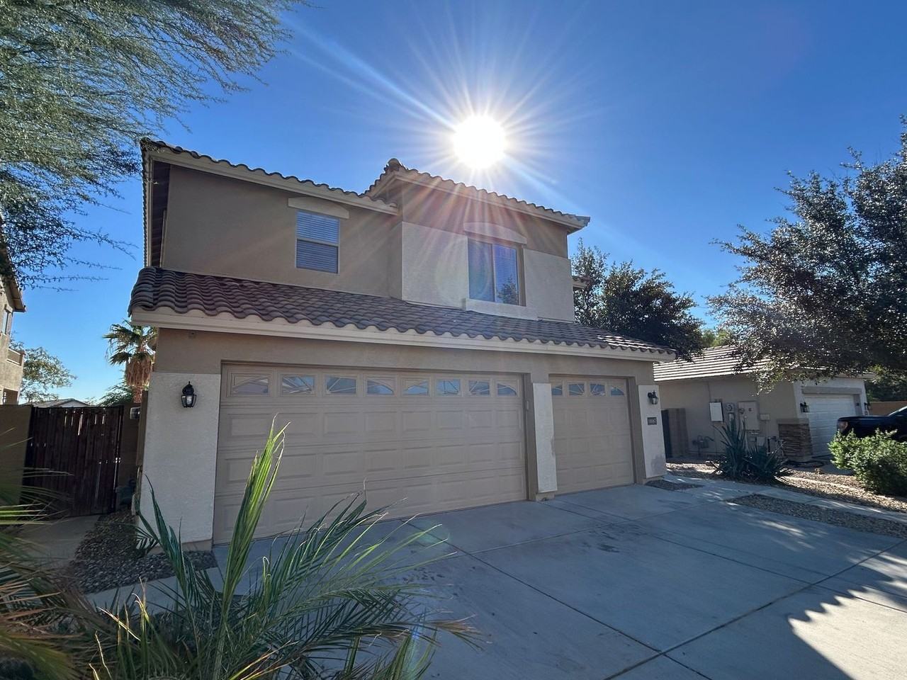 18067 W Turquoise Ave - Photo 3 of 29