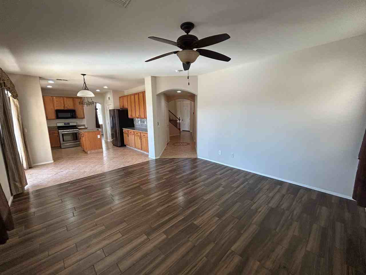 18067 W Turquoise Ave - Photo 6 of 29