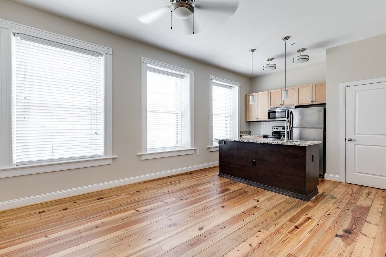 1710 Lofts  1710 E Franklin St #15 - Photo 2 of 10