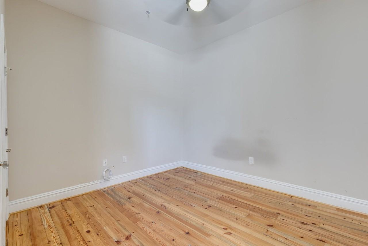 1710 Lofts  1710 E Franklin St #15 - Photo 5 of 10