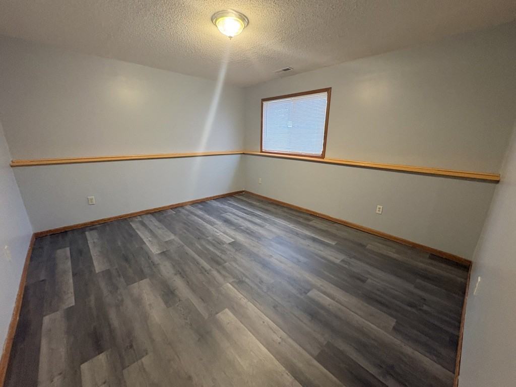 6616 88th Ave N - Photo 4 of 7