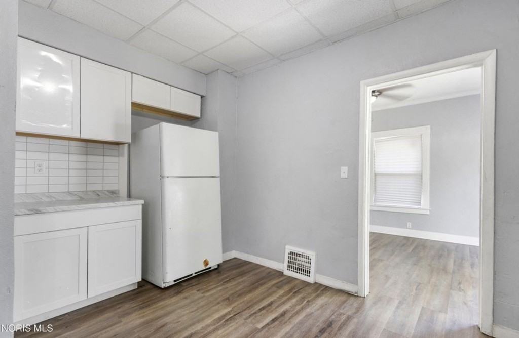 632 Nicholas St - Photo 7 of 16