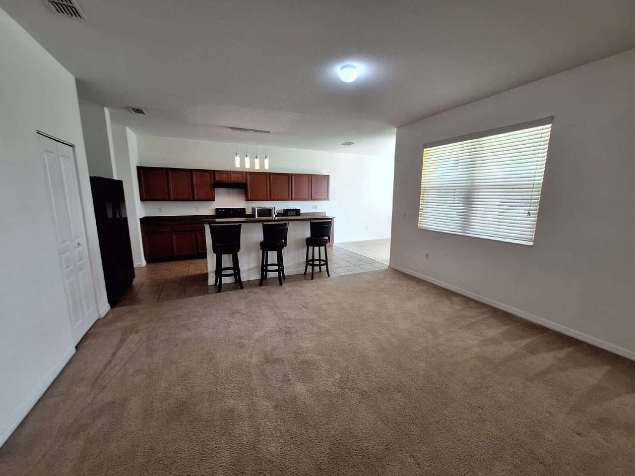 10175 Winding River Rd - Photo 4 of 29