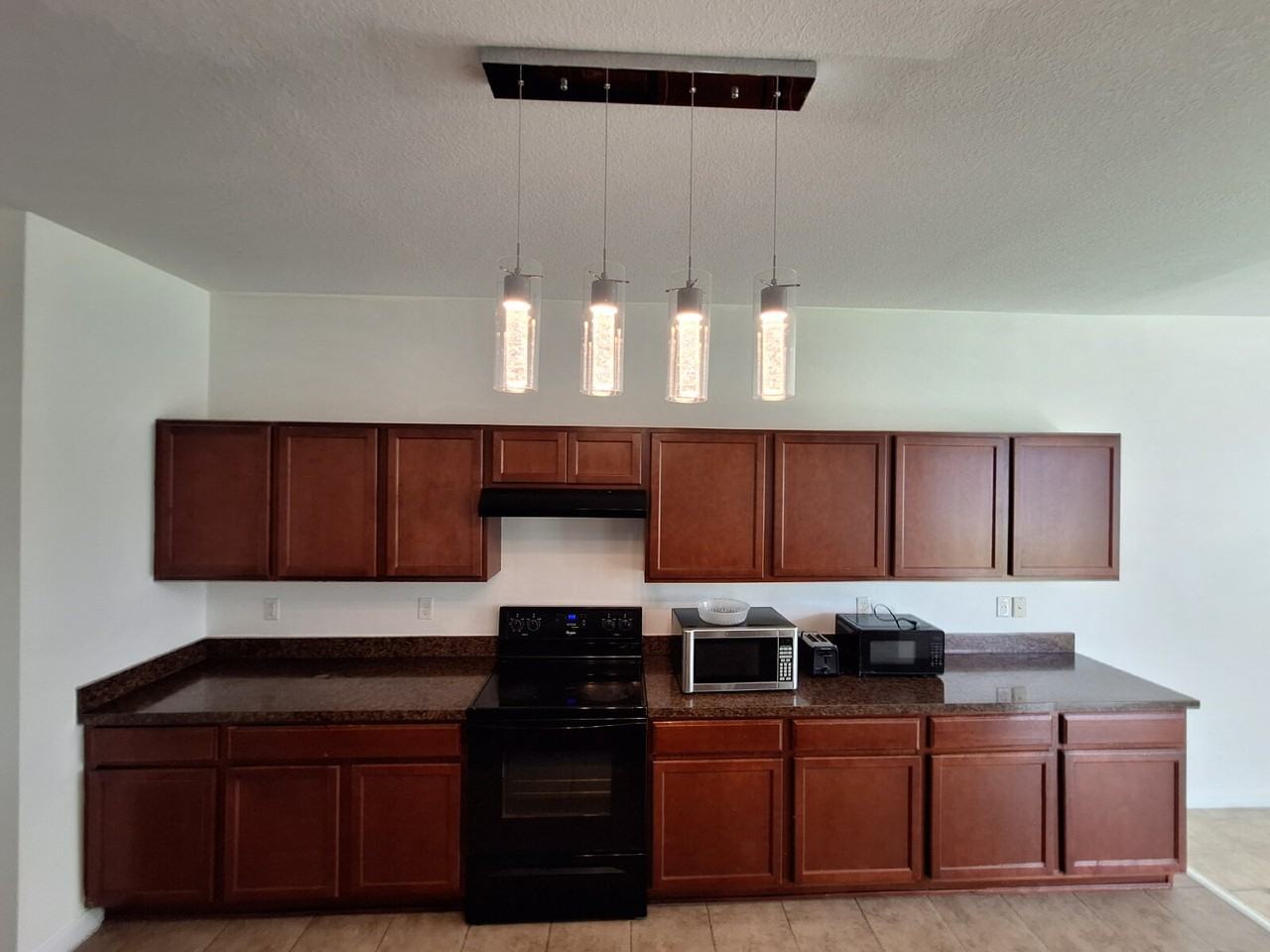 10175 Winding River Rd - Photo 6 of 29