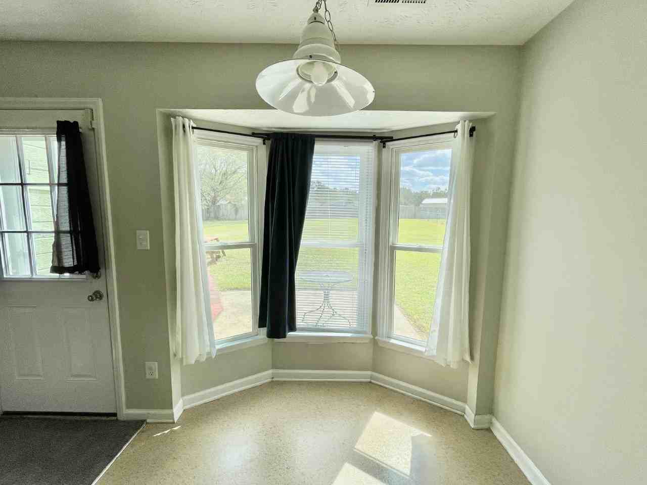 85 Woodwind Dr - Photo 7 of 22