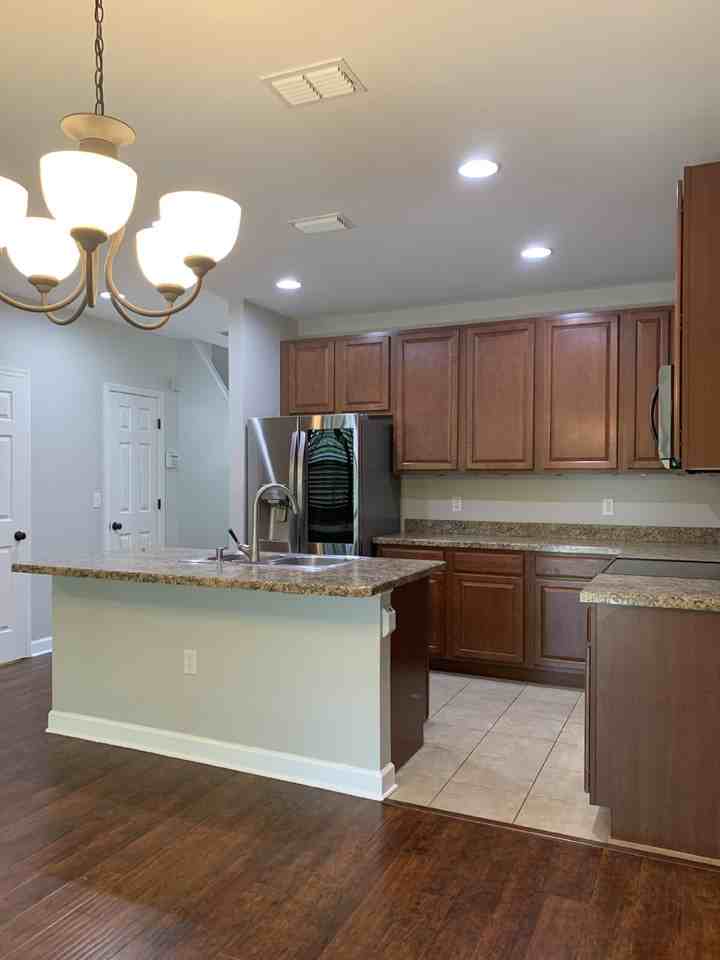 1345 Lara Cir #105 - Photo 5 of 15