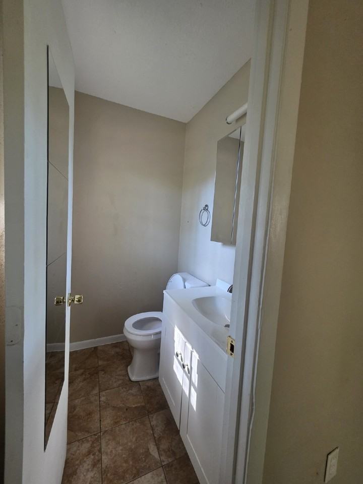 1521 Kingfisher Dr - Photo 5 of 10