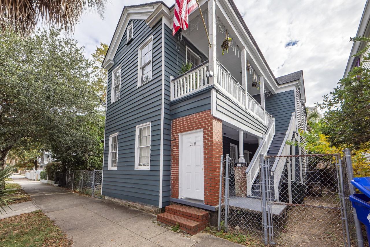 215 Fishburne St #A - Photo 3 of 50