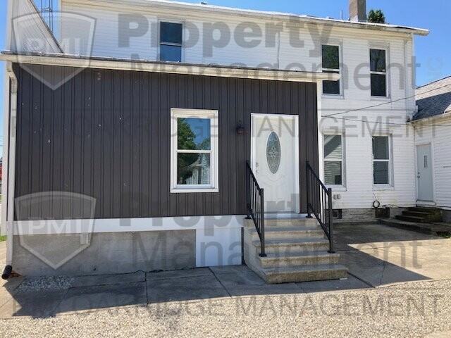 101 Water St - Photo 4 of 13