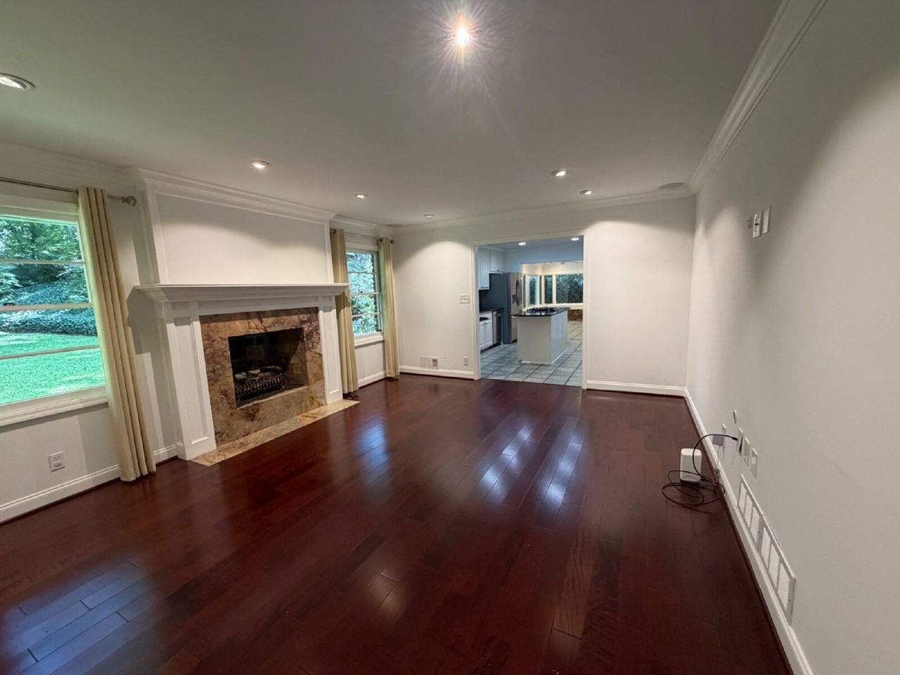 6651 Castleton Dr - Photo 3 of 38