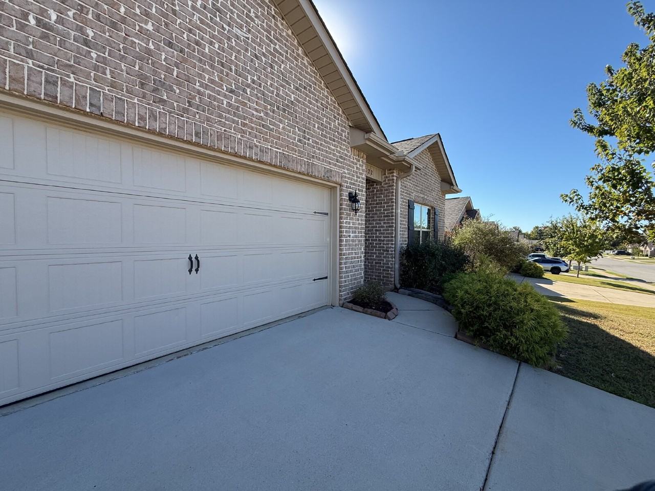 122 Sunlit Grove Dr - Photo 2 of 21