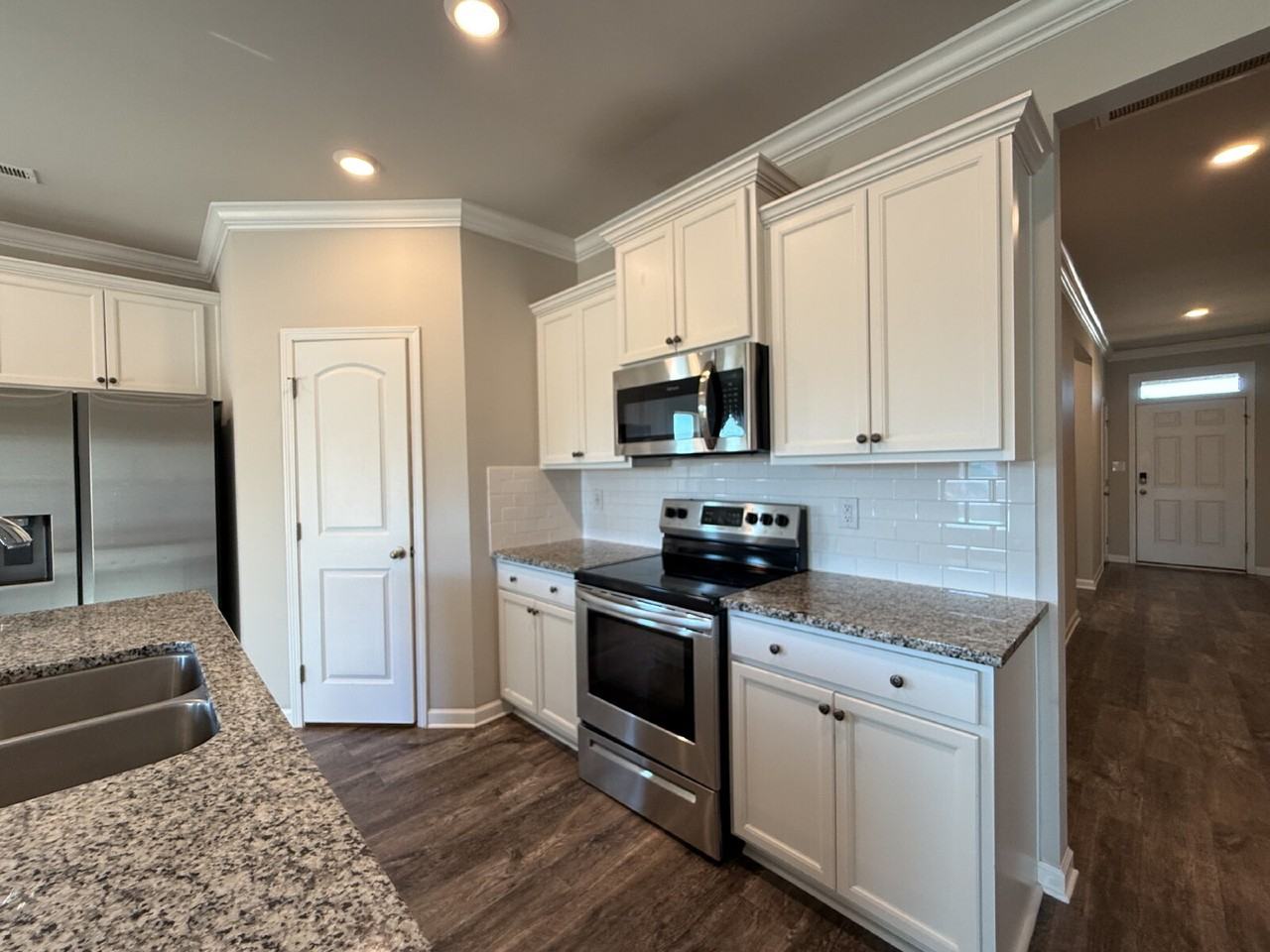 122 Sunlit Grove Dr - Photo 4 of 21