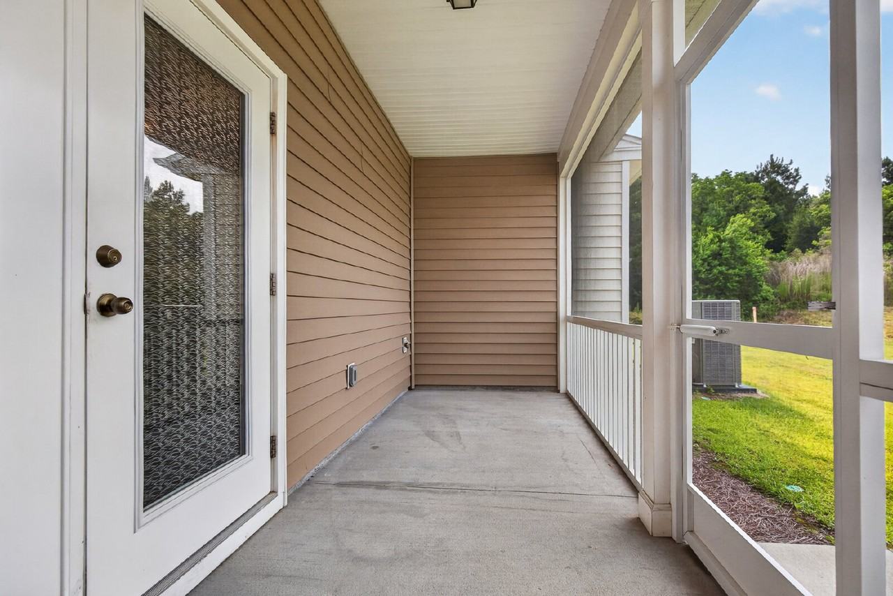 230 Swallowtail Ln - Photo 4 of 26
